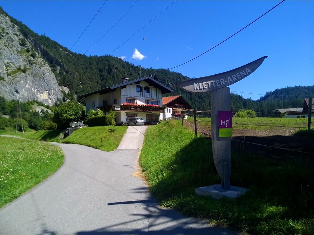 Haus Scholl Panzió Nassereith Kültér fotó